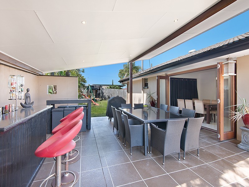 14 Rymer Street, Carina QLD 4152