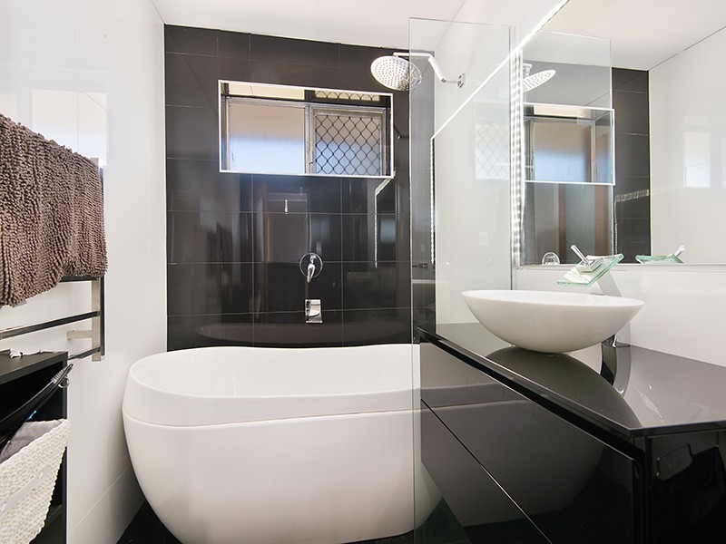 14 Rymer Street, Carina QLD 4152