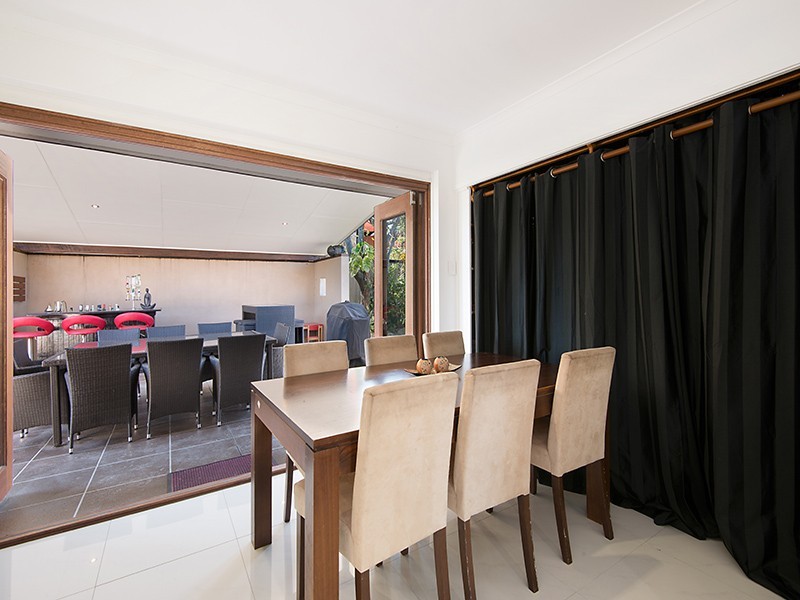 14 Rymer Street, Carina QLD 4152