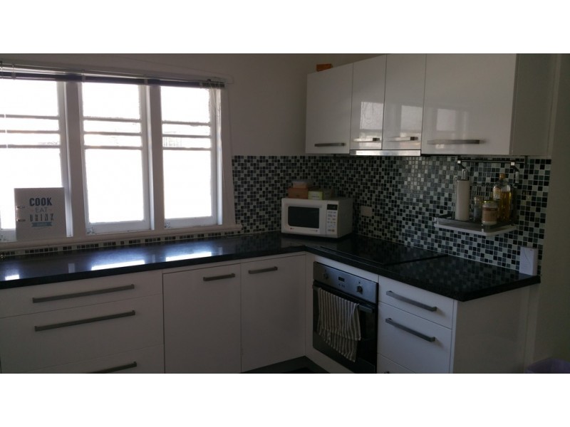 1/225 Hamilton Road, Wavell Heights QLD 4012