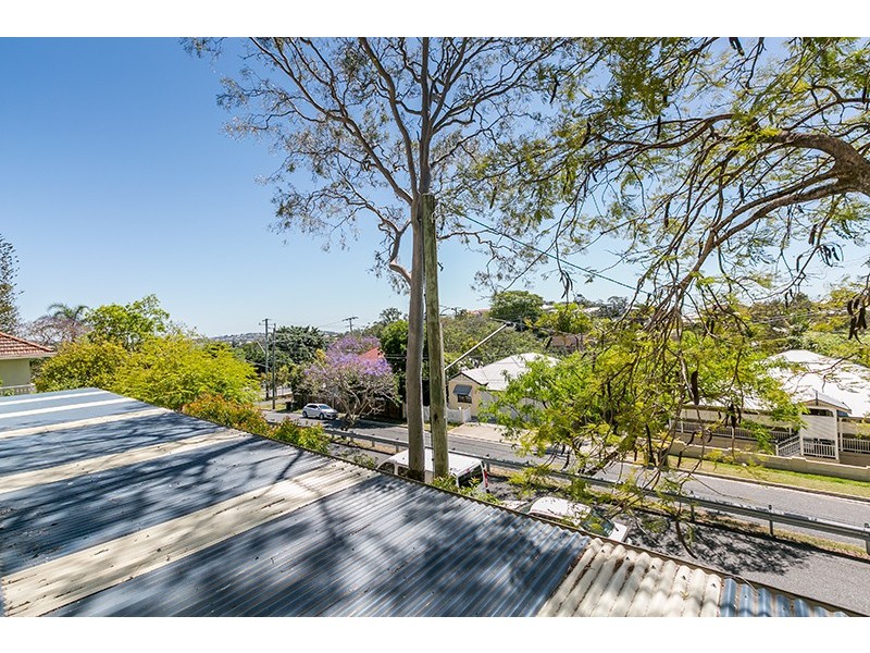 2/96 Norman Crescent, Norman Park QLD 4170