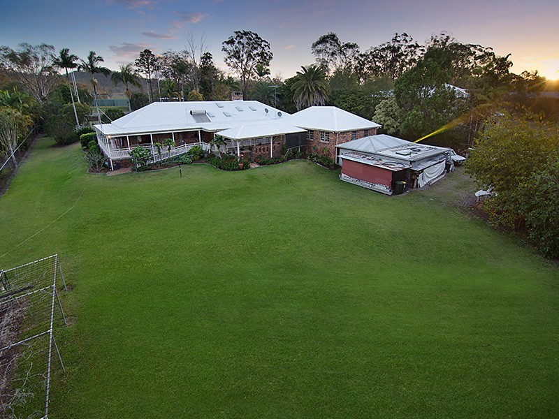 1576 Old Cleveland Road, Belmont QLD 4153