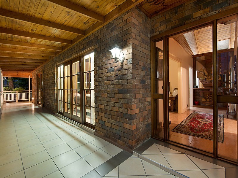 1576 Old Cleveland Road, Belmont QLD 4153