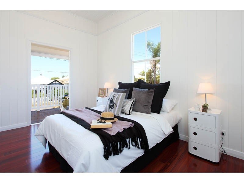 37 Norman Street, East Brisbane QLD 4169