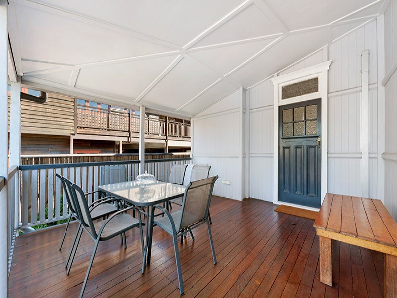 52A Clyde Street, Herston QLD 4006