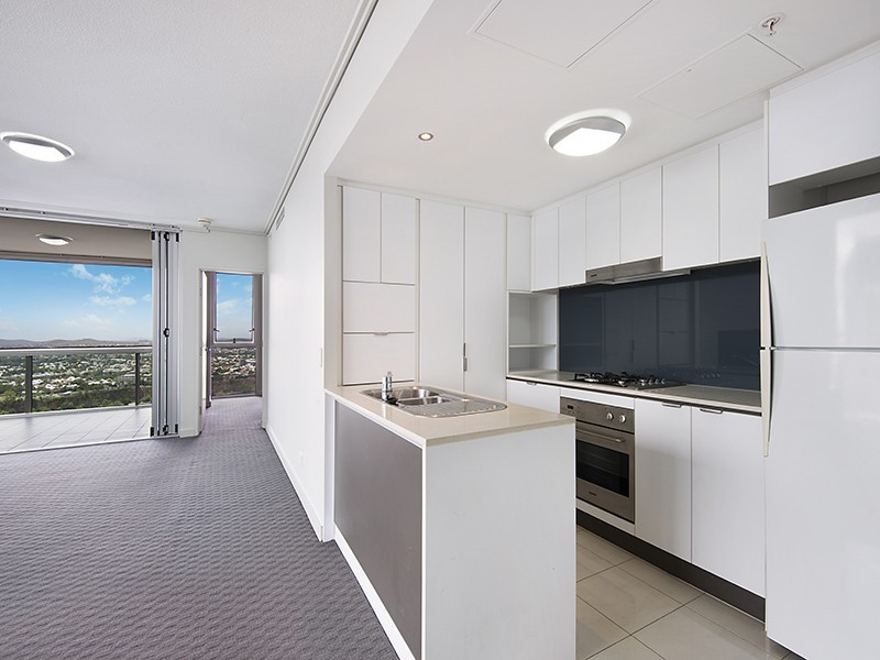 3708/108 Albert Street, Brisbane City QLD 4000