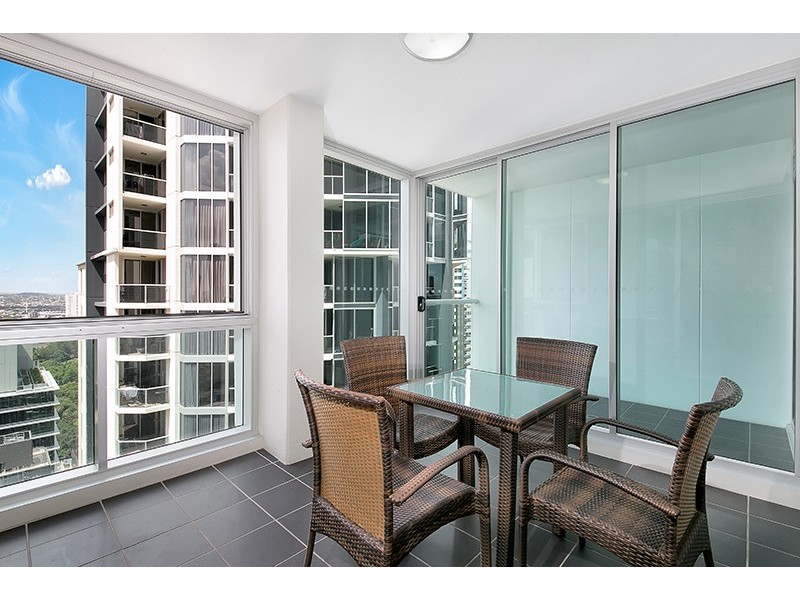 3307/108 Albert Street, Brisbane City QLD 4000