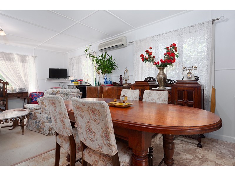 8 Emerson Street, Toowong QLD 4066