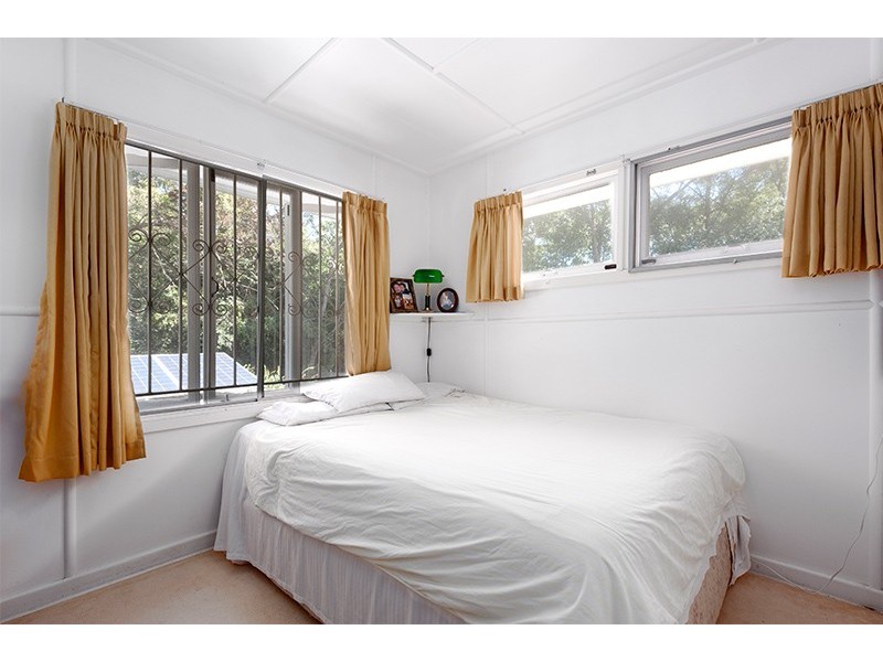 8 Emerson Street, Toowong QLD 4066