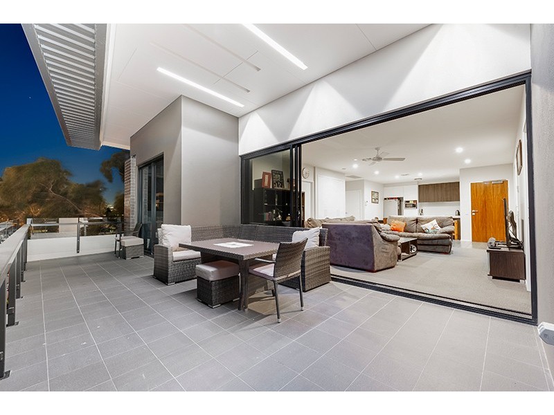 18/85 Dornoch Terrace, Highgate Hill QLD 4101