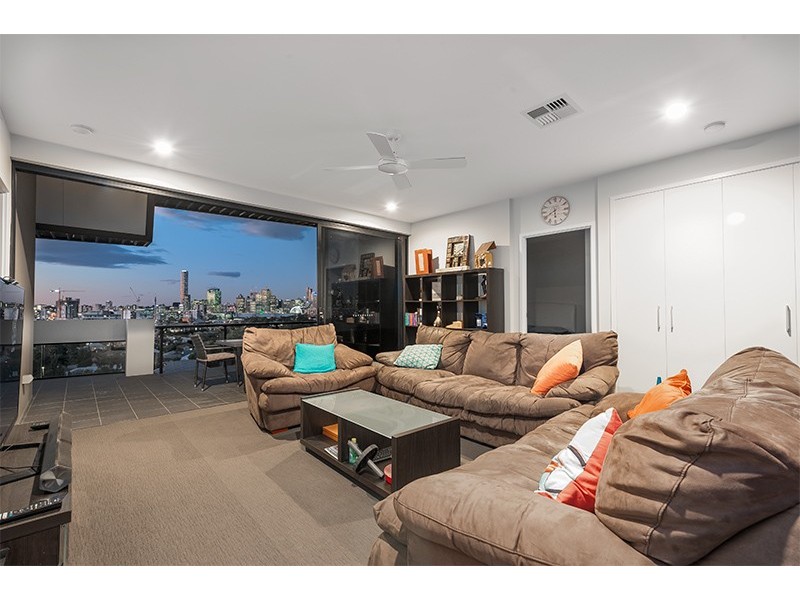 18/85 Dornoch Terrace, Highgate Hill QLD 4101