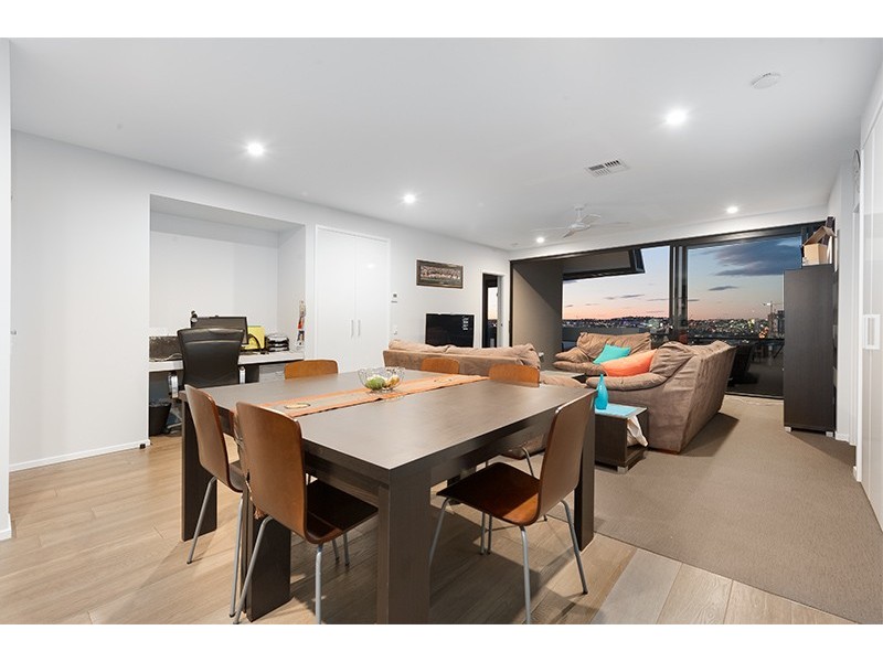 18/85 Dornoch Terrace, Highgate Hill QLD 4101