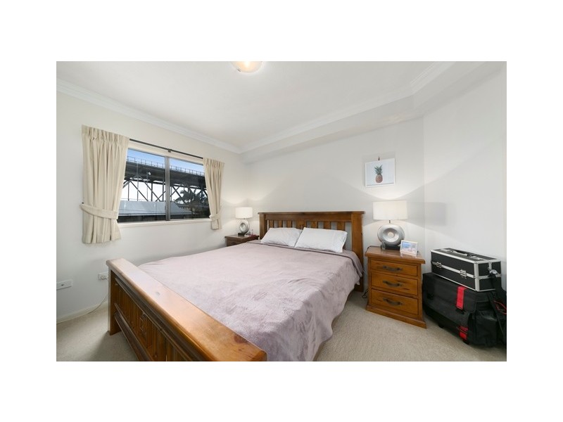 32/161 Main Street, Kangaroo Point QLD 4169