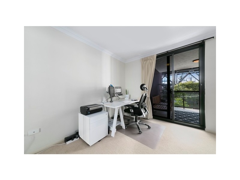 32/161 Main Street, Kangaroo Point QLD 4169