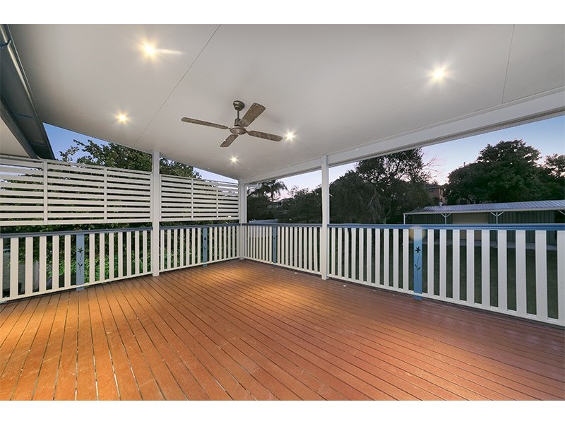 59 Renton Street, Camp Hill QLD 4152