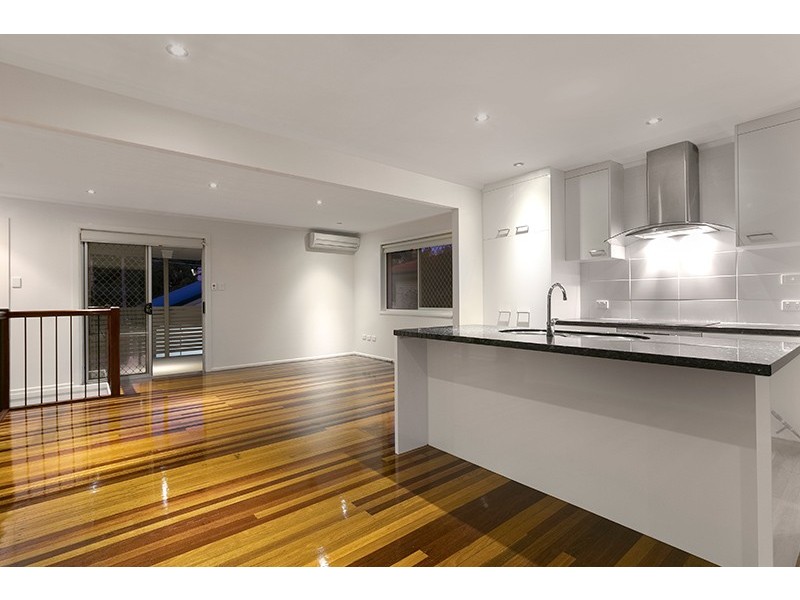 59 Renton Street, Camp Hill QLD 4152