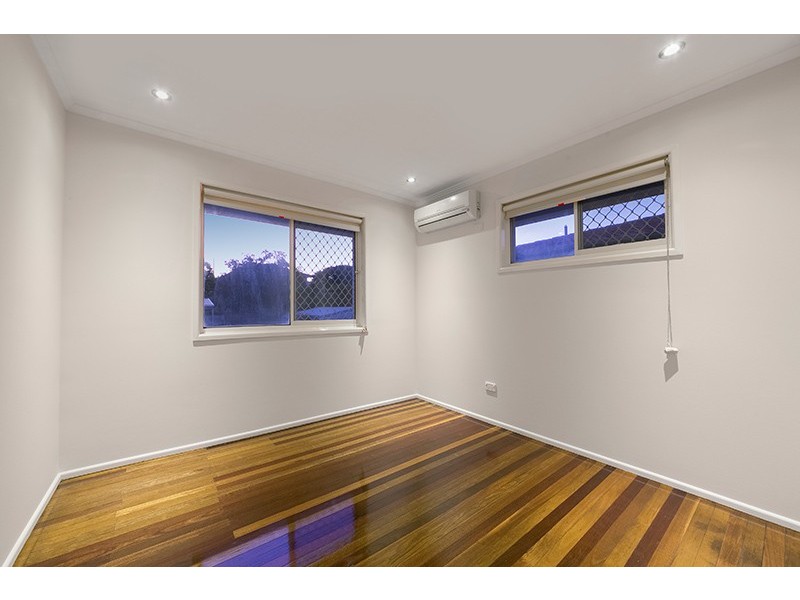 59 Renton Street, Camp Hill QLD 4152