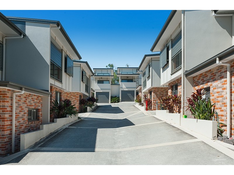 15/51-55 Daniells Street, Carina QLD 4152