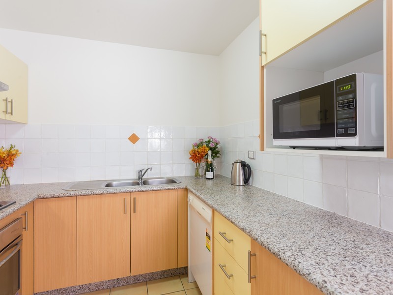 2/34 Duke Street, Ascot QLD 4007