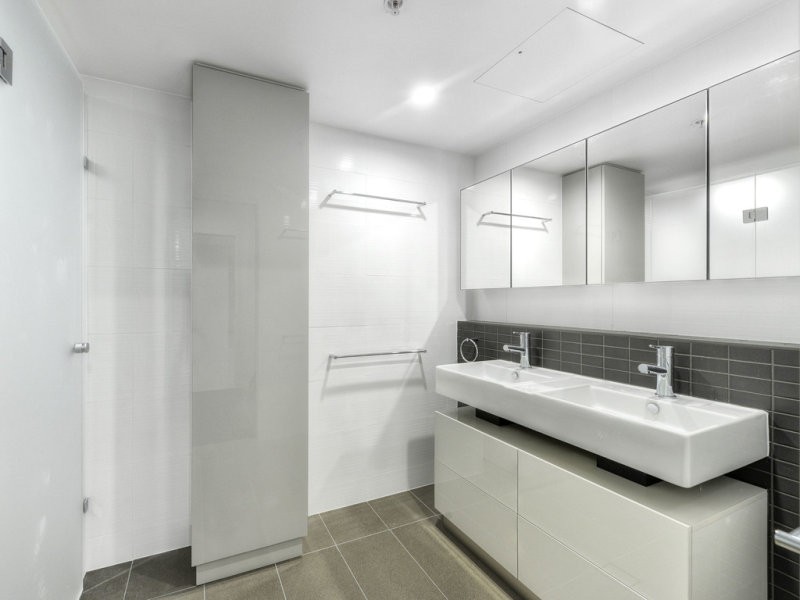 2005/41-55 Railway Terrace, Milton QLD 4064