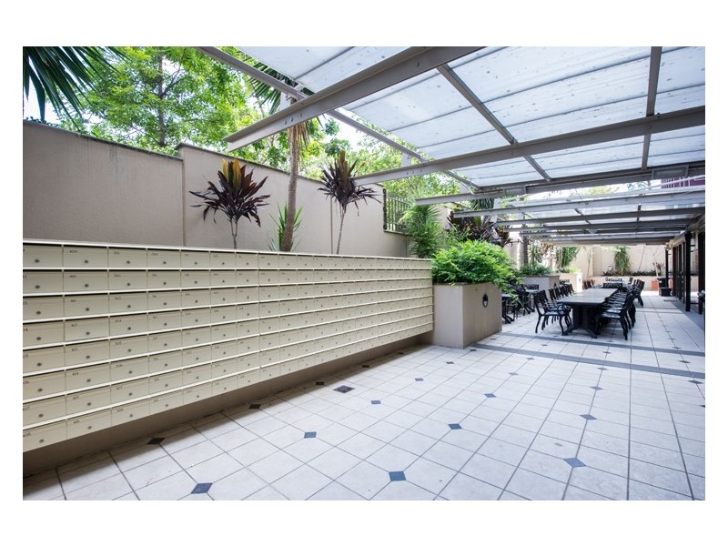 811/188 Shafston Avenue, Kangaroo Point QLD 4169