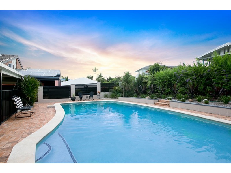 19 Esplanade, Yeronga QLD 4104