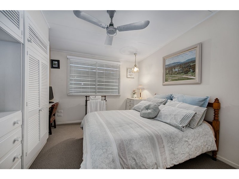 19 Esplanade, Yeronga QLD 4104
