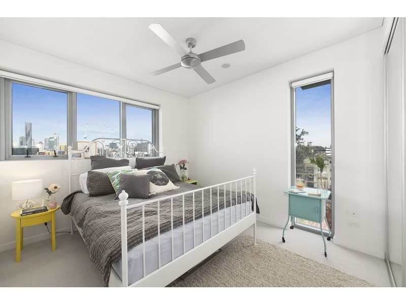 2046/16 Hamilton Place, Bowen Hills QLD 4006