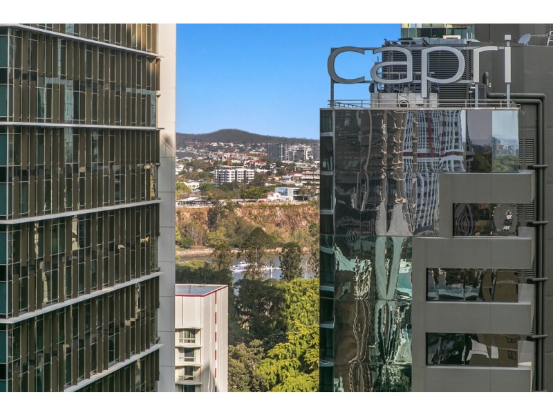 2009/108 Albert Street, Brisbane City QLD 4000
