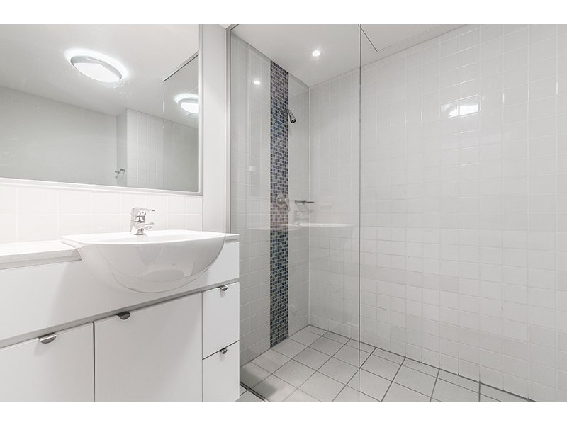 2009/108 Albert Street, Brisbane City QLD 4000