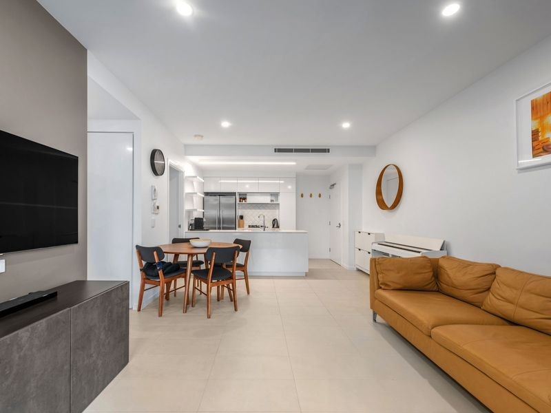 2057/36 Austin Street, Newstead QLD 4006