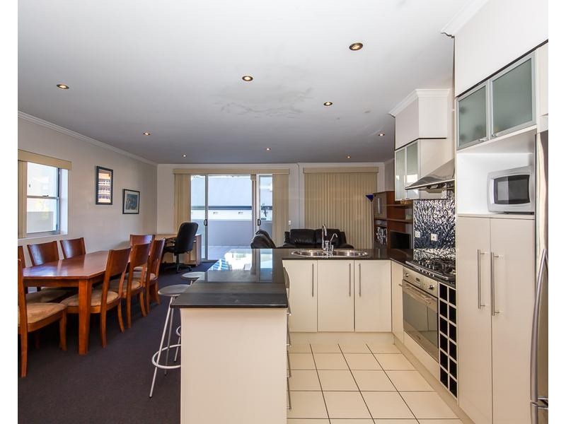 2/93 Leichhardt Street, Spring Hill QLD 4000