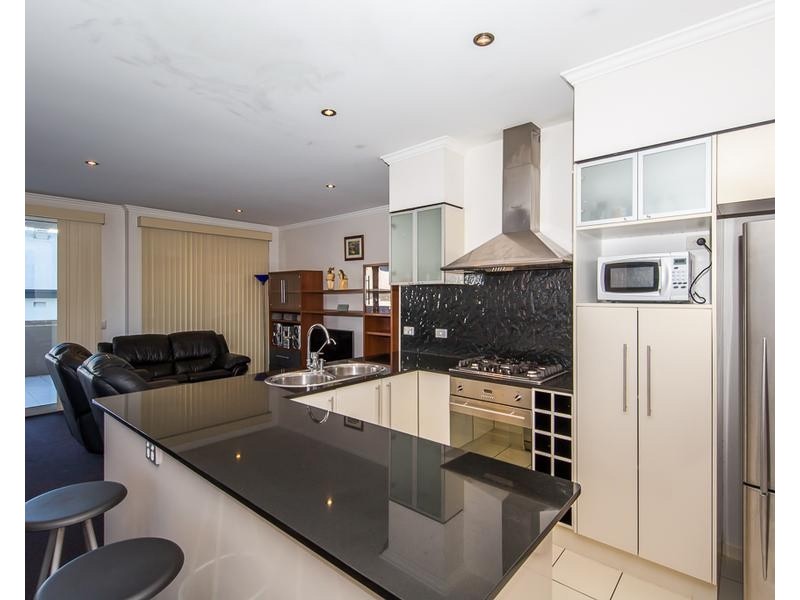2/93 Leichhardt Street, Spring Hill QLD 4000