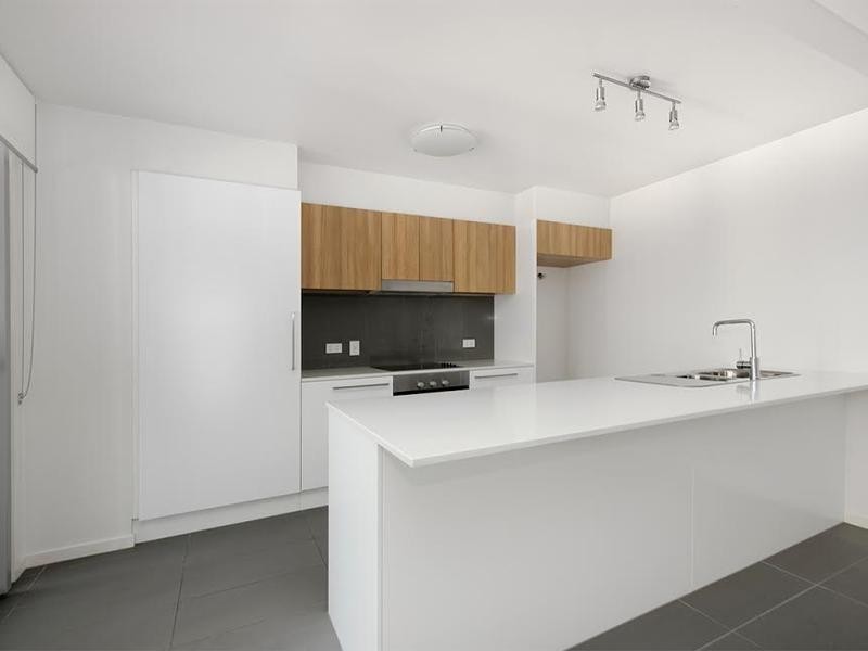 501/148 Victoria Park Road, Kelvin Grove QLD 4059