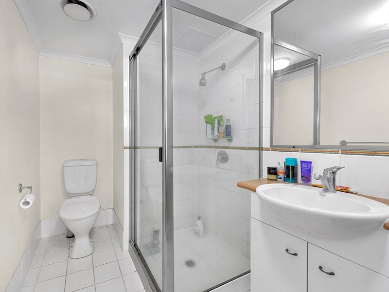 32/2 St Pauls Terrace, Spring Hill QLD 4000