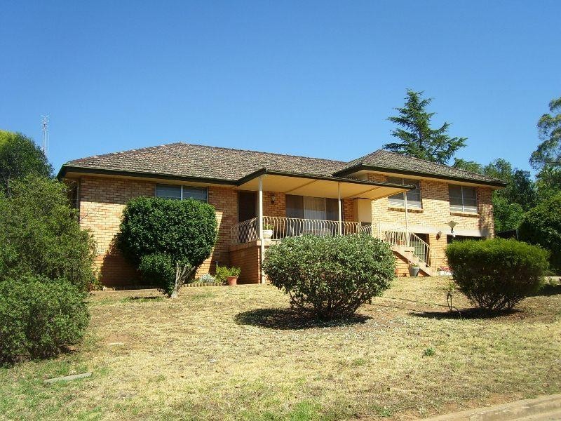 10 Mengarvie Road, Parkes NSW 2870