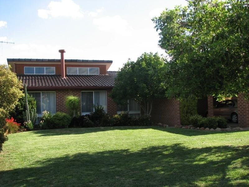 10 Wyndham Ave, Forbes NSW 2871
