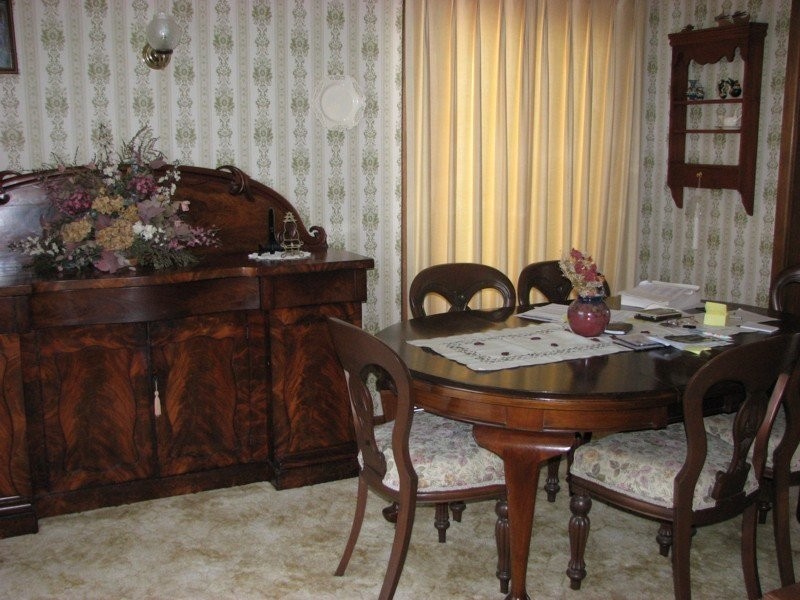 10 Wyndham Ave, Forbes NSW 2871