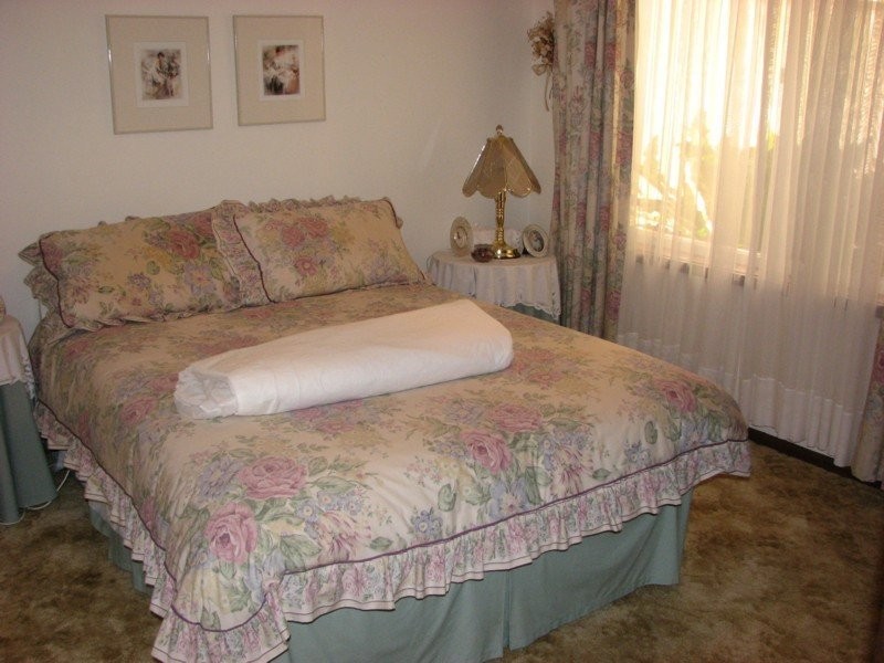 10 Wyndham Ave, Forbes NSW 2871