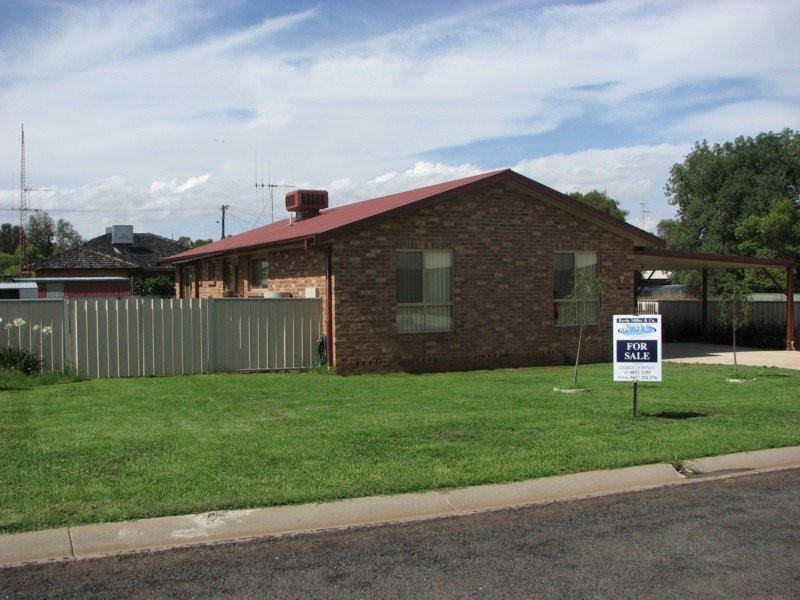 7 Powter Street, Forbes NSW 2871