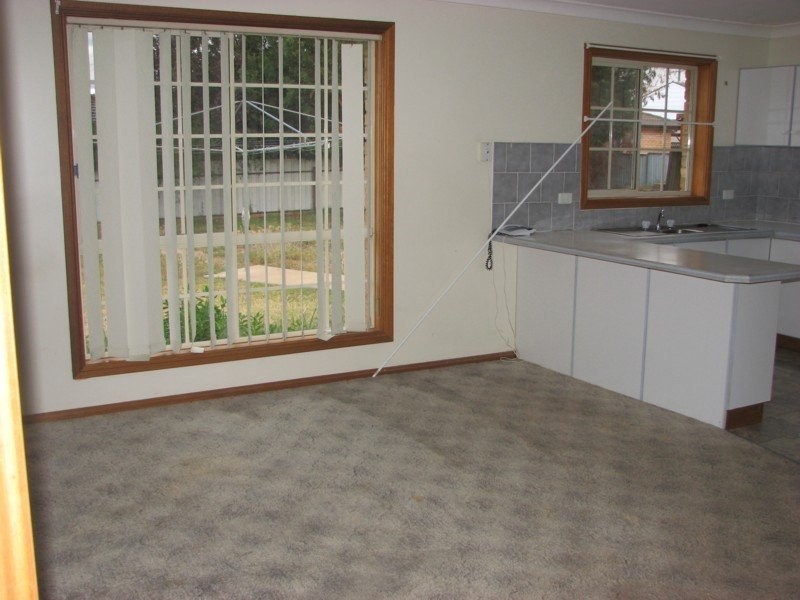 11 Thames Street, Forbes NSW 2871