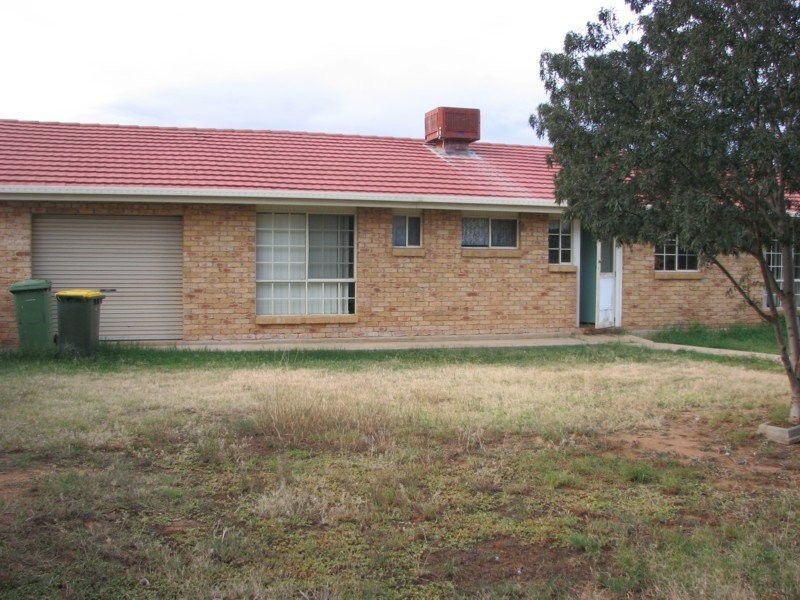 11 Thames Street, Forbes NSW 2871