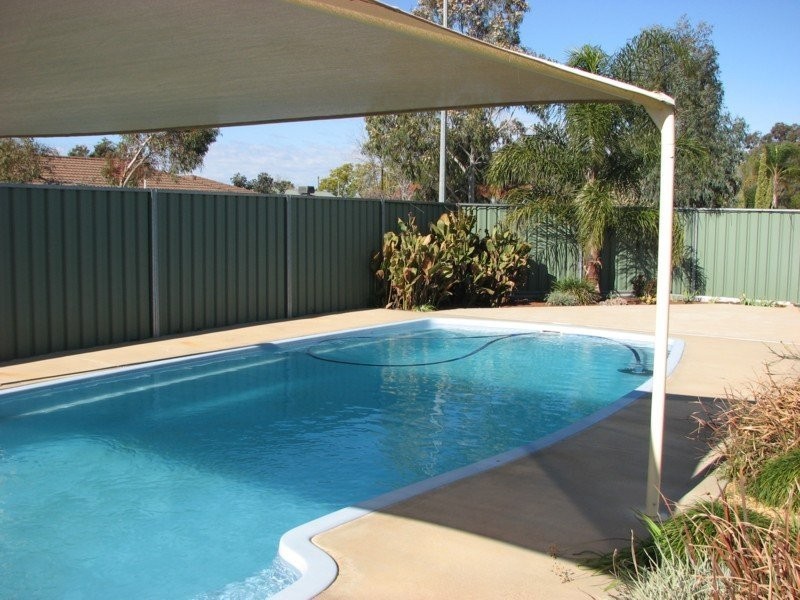 12 Jacaranda Street, Forbes NSW 2871