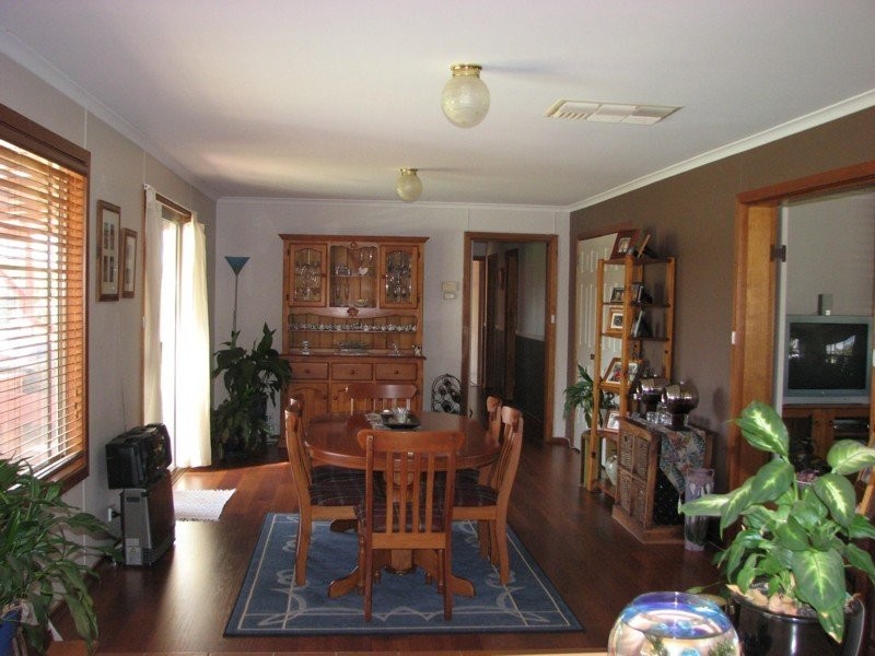 4 Stokes Street, Forbes NSW 2871