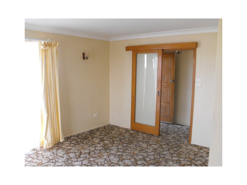 26 Jones Street, Parkes NSW 2870