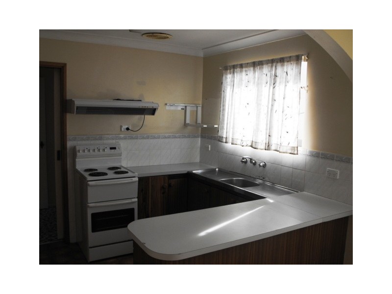 26 Jones Street, Parkes NSW 2870
