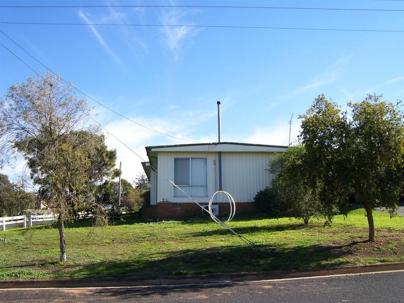 26 Jones Street, Parkes NSW 2870