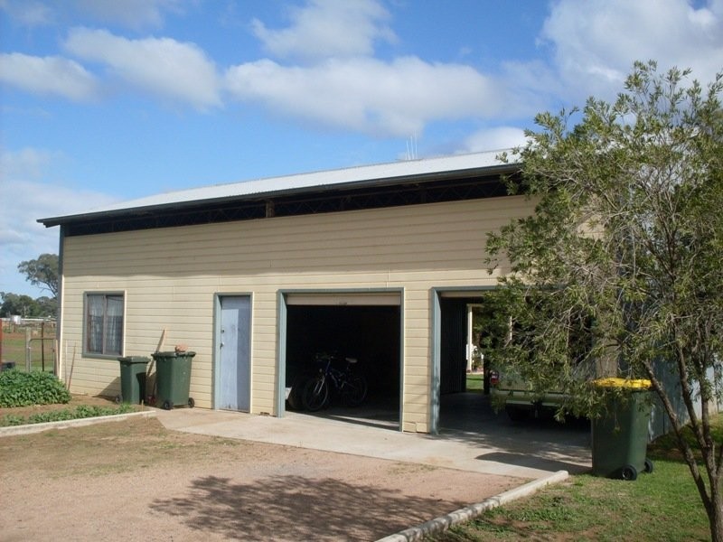 23 Kelly Road, Parkes NSW 2870