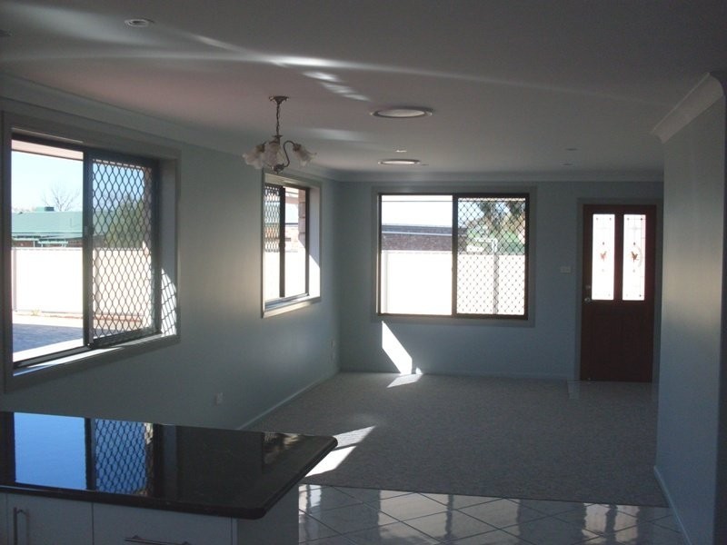 4/55 Bushman Street, Parkes NSW 2870