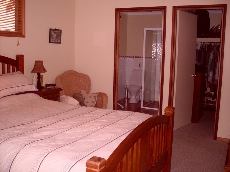 36 Birch Road, Parkes NSW 2870